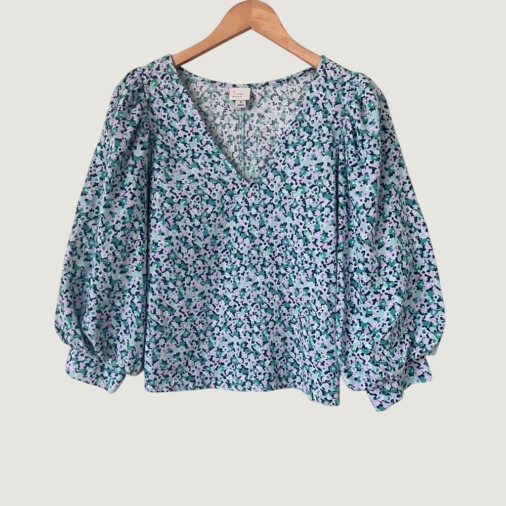 A New Day Women Floral Puff Sleeve V-Neck Blouse Purple Green cottage size M